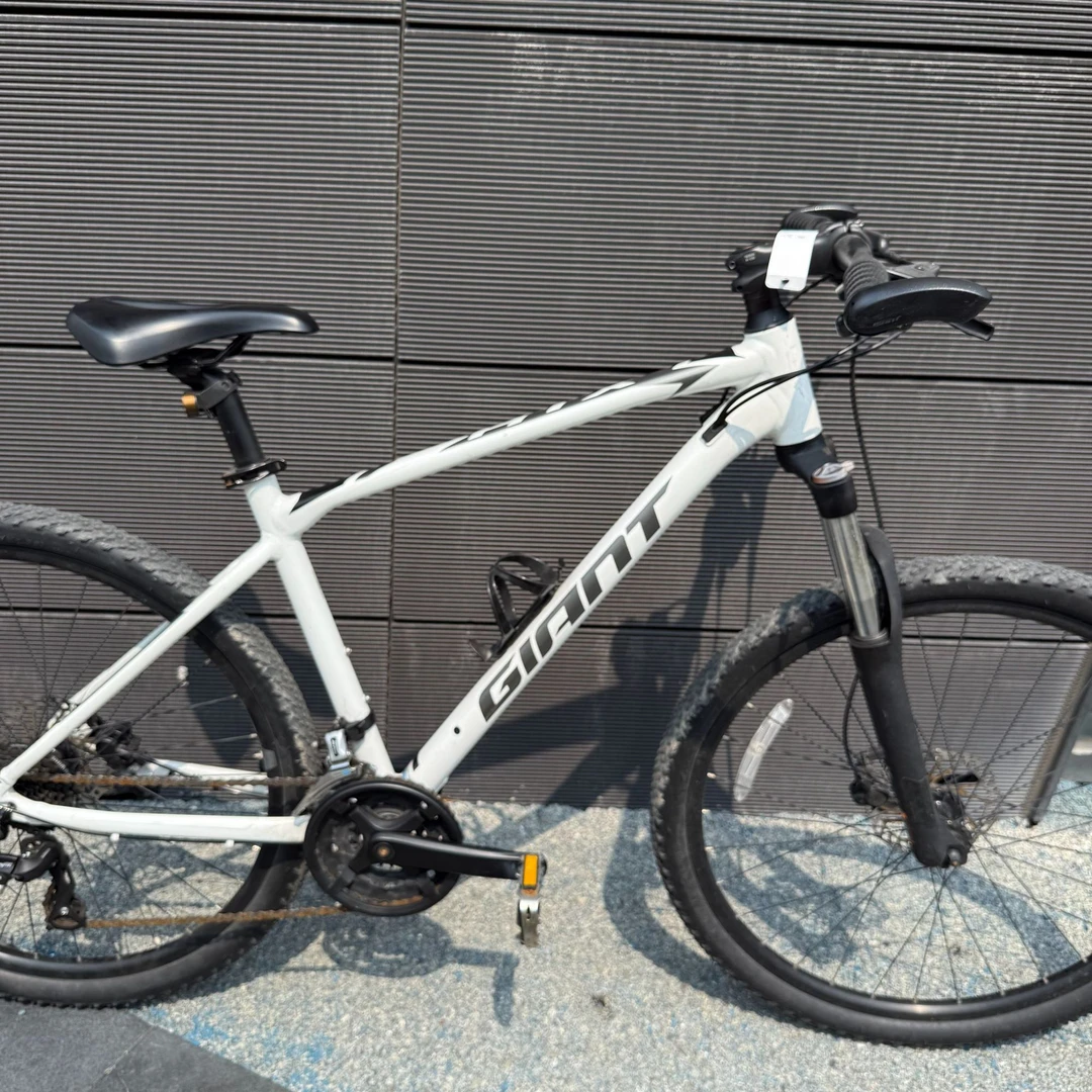 捷安特GIANT ATX 810 白月光 山地车自行车