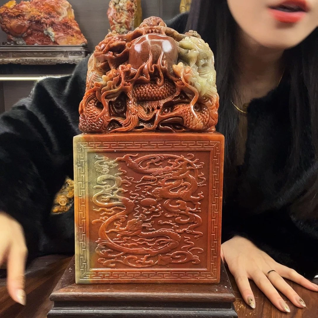 寿山石华**枫。。。？？。。？。。。。。。