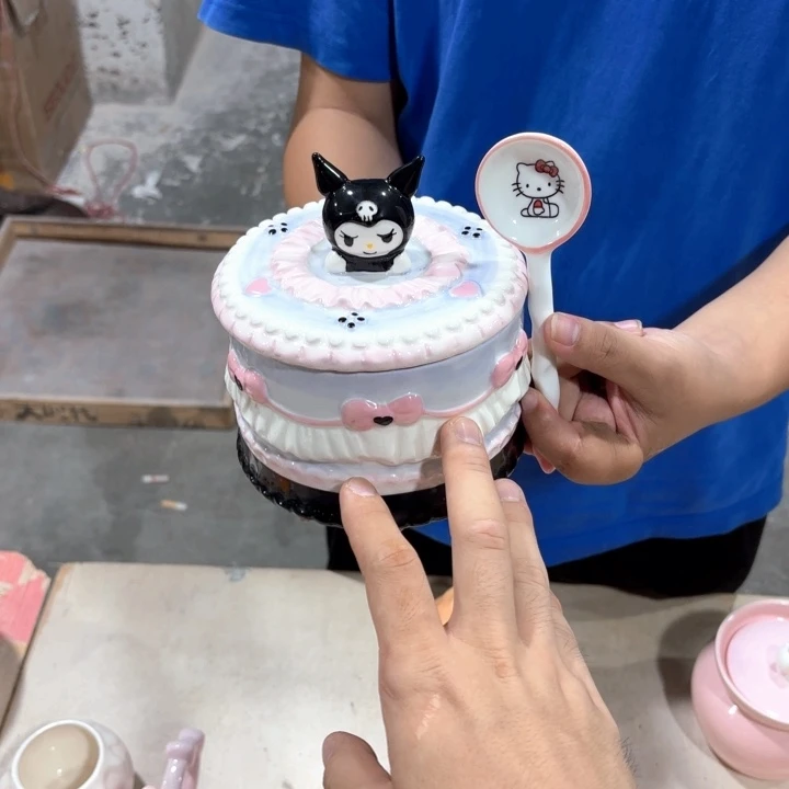 摆件我在外面吃饭了哈