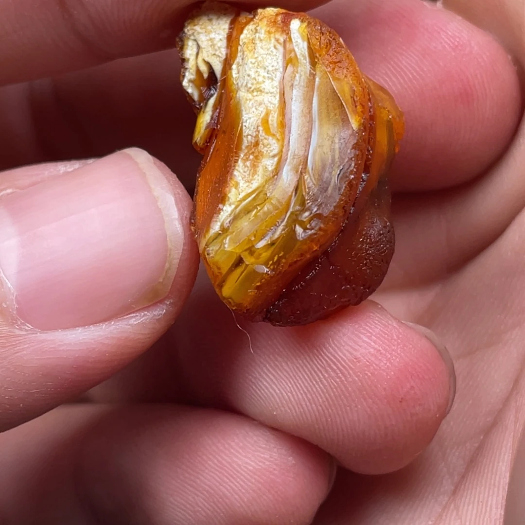 定制琥珀蜜蜡原石