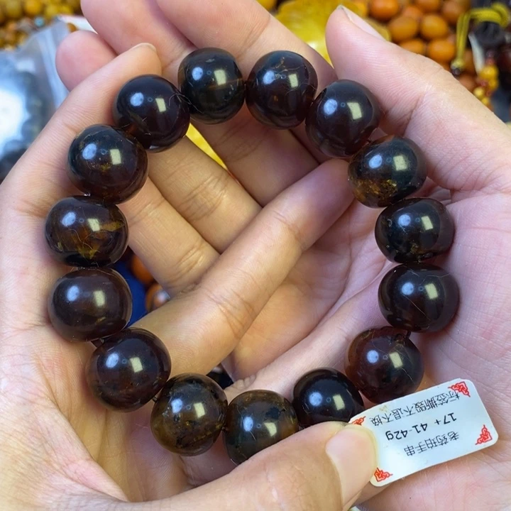未镶嵌琥珀珠宝奇石