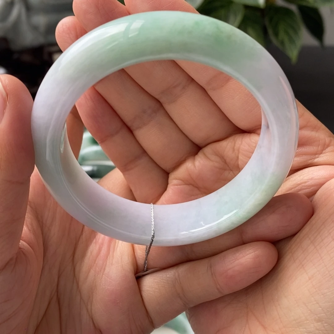 翡翠未镶嵌手镯天然