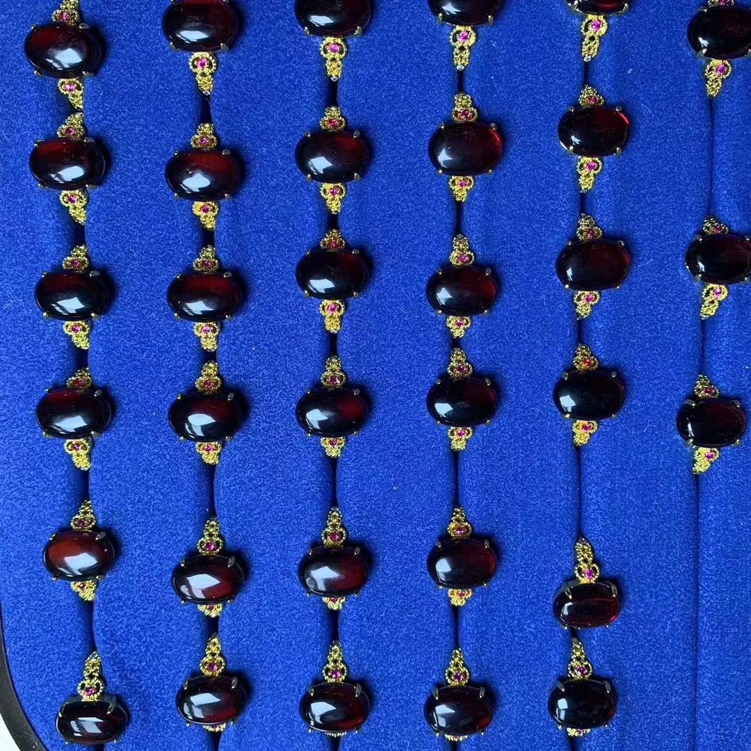 【现场收货】天然琥珀戒指  多样性发货发其一