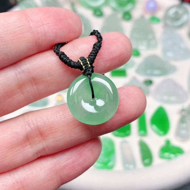 颈饰未镶嵌翡翠缅甸天然A货翡翠