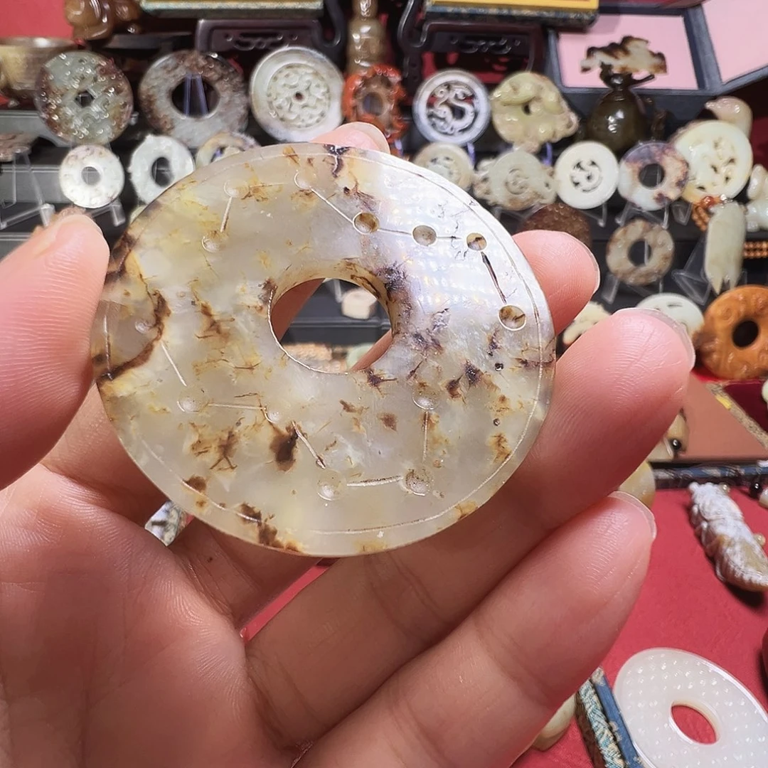 和田玉18K金镶嵌挂件