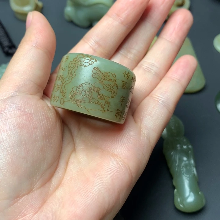 和田玉未镶嵌颈饰用****1