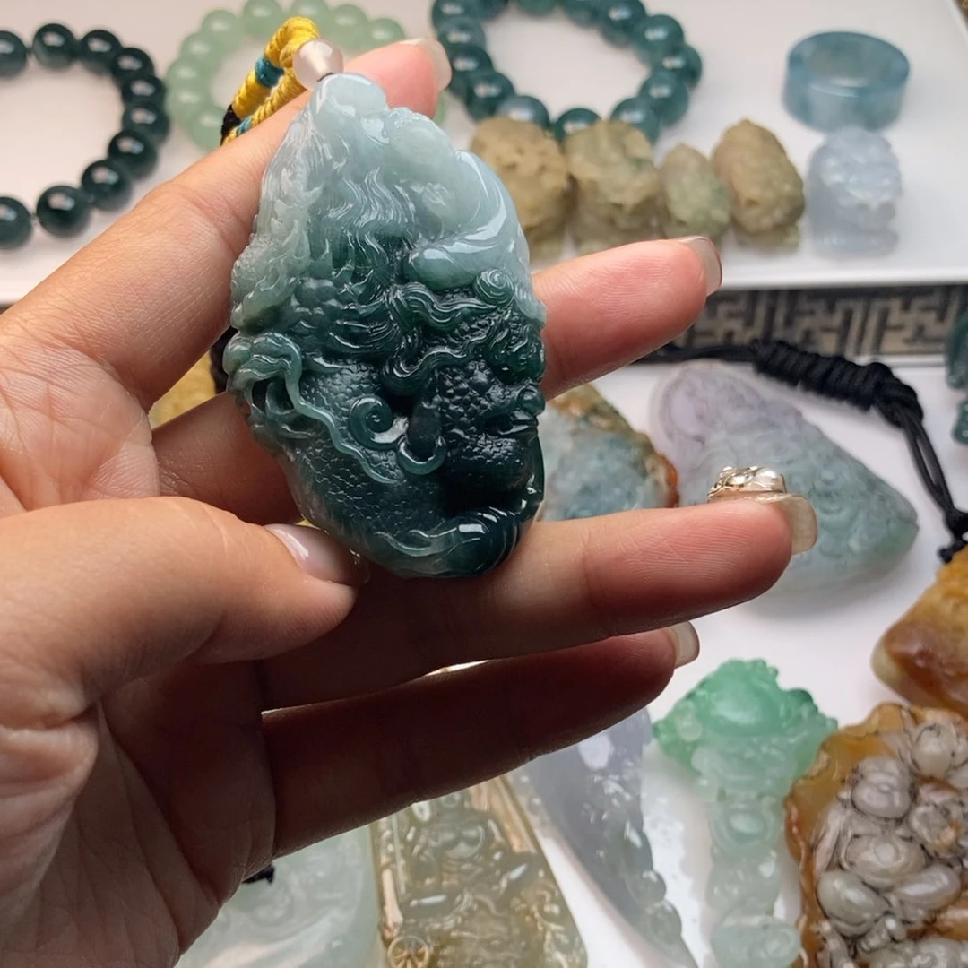 翡翠颈饰未镶嵌1****_一念