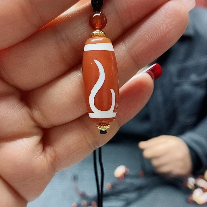 玛瑙/玉髓颈饰合金