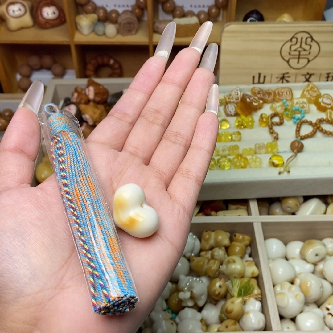 手串猴头核桃爱心彩蓝流苏