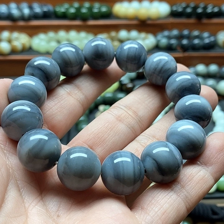 手链未镶嵌和田玉老**们