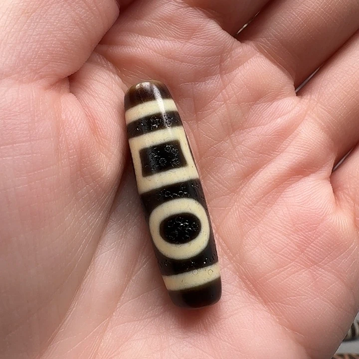 玛瑙/玉髓未镶嵌颈饰建成