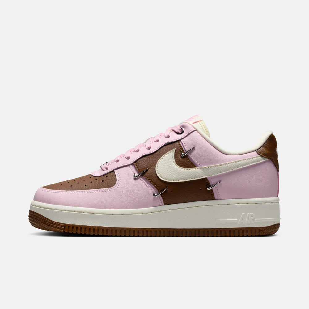 NIKE耐克2025女子WMNS AIR FORCE 1 '07 LX潮流休闲鞋IO7595-211