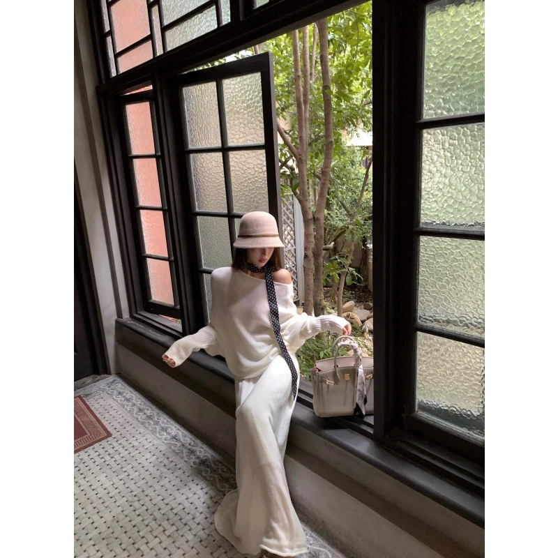 慵懒风百搭宽松休闲斜肩长袖上衣秋季温柔风气质显瘦半身裙两件套