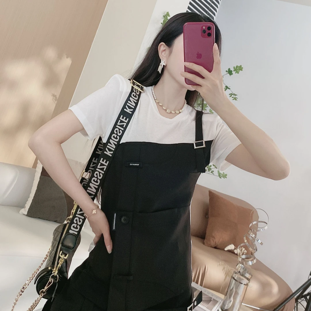 D【橦颜女装】斜拼接不规则单肩带T恤7703