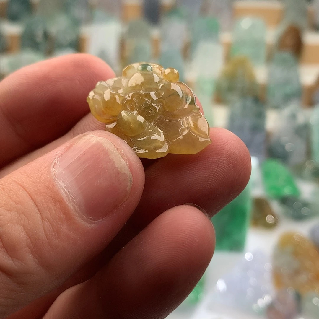 未镶嵌挂件翡翠翡翠吊坠