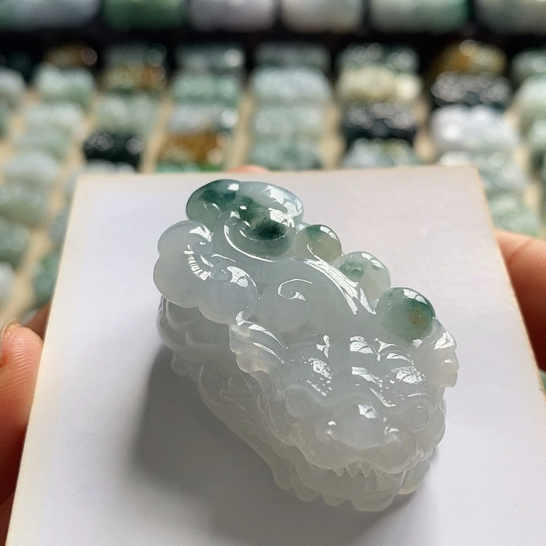 翡翠未镶嵌颈饰天然翡翠貔貅吊坠