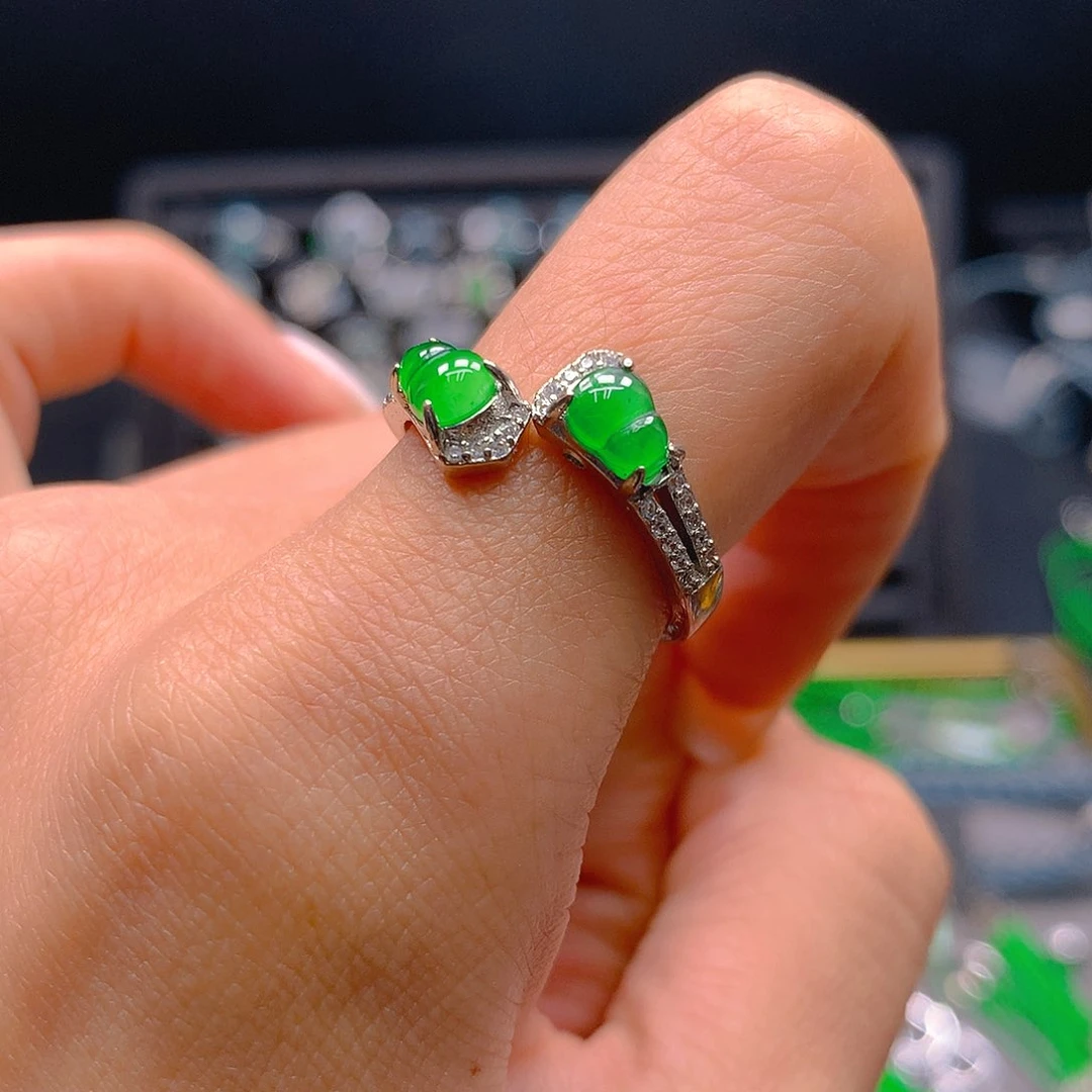 未镶嵌翡翠耳饰天然翡翠