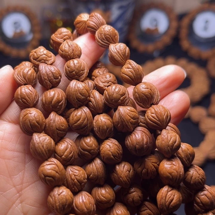 $***陈吊坠桃核秦岭桃核脖挂