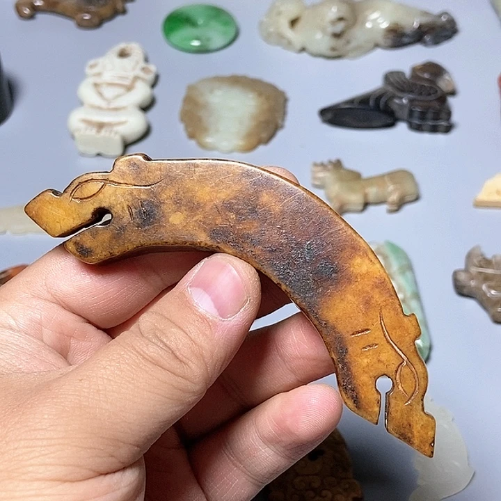 和田玉未镶嵌颈饰70