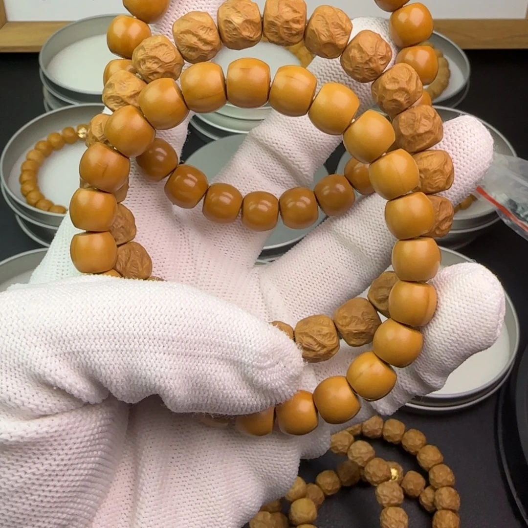 猴头核桃吊坠K****g10+观山 9+直切 10+老型