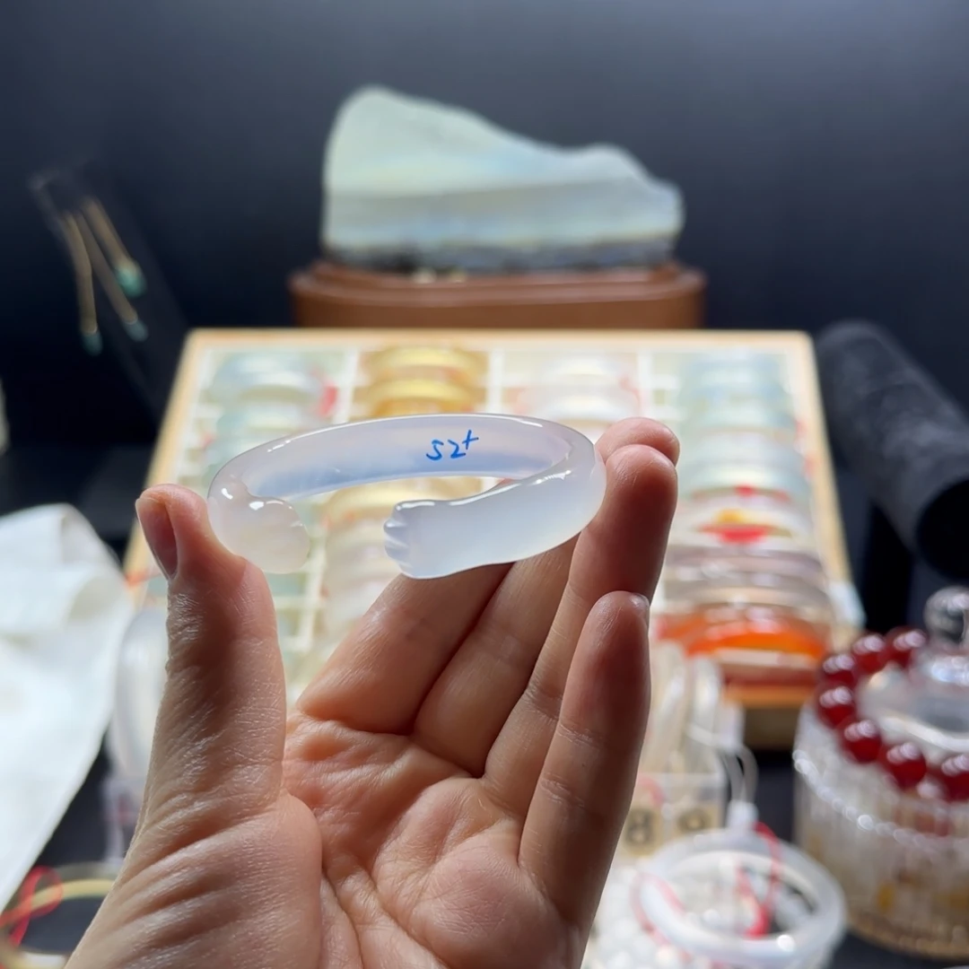 抹***萄手镯玛瑙/玉髓未镶嵌