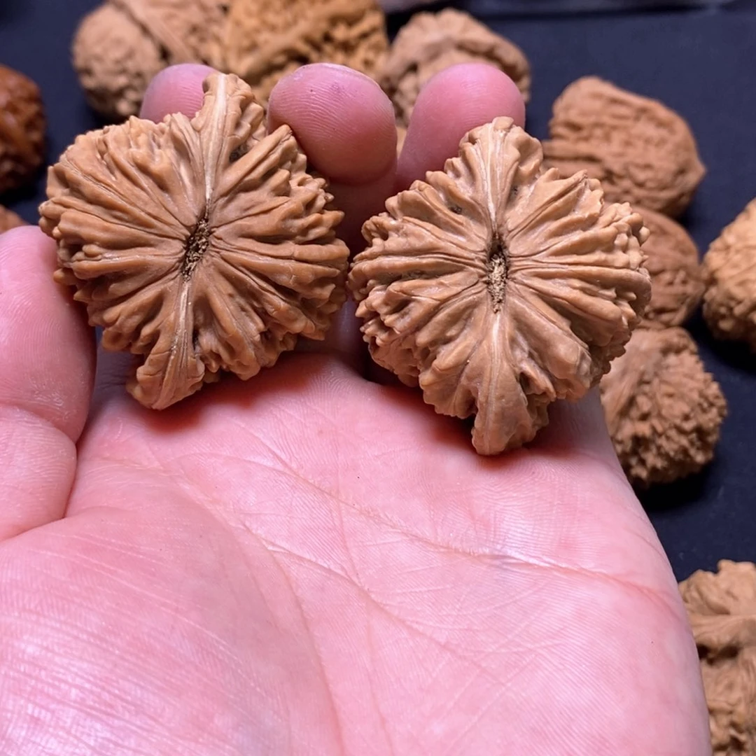 文玩核桃吊坠四座楼