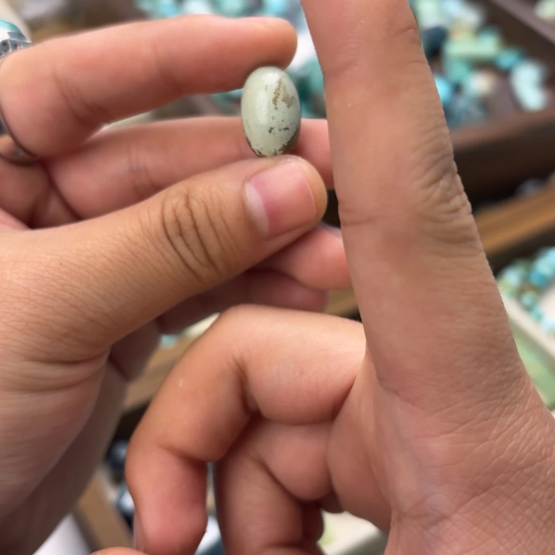 虞***居南红玛瑙未镶嵌绿松石