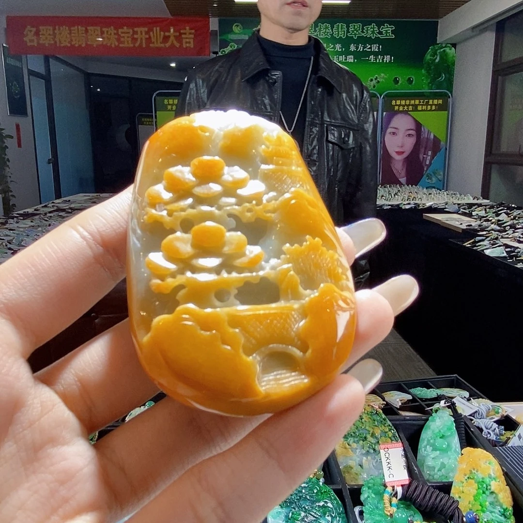 颈饰未镶嵌翡翠翡翠