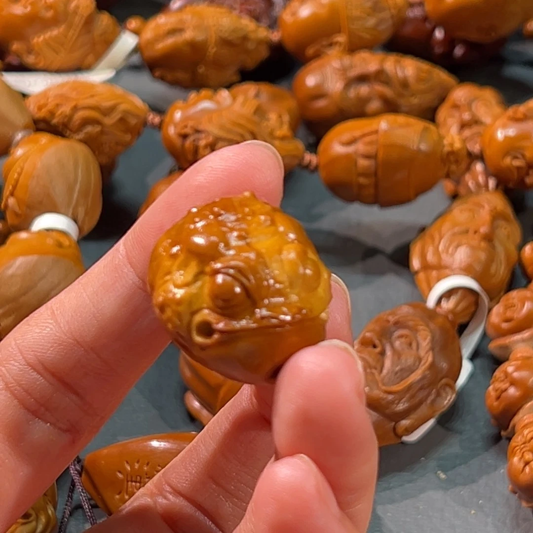 浩***瀚橄榄核手串/手链福利貔貅单颗