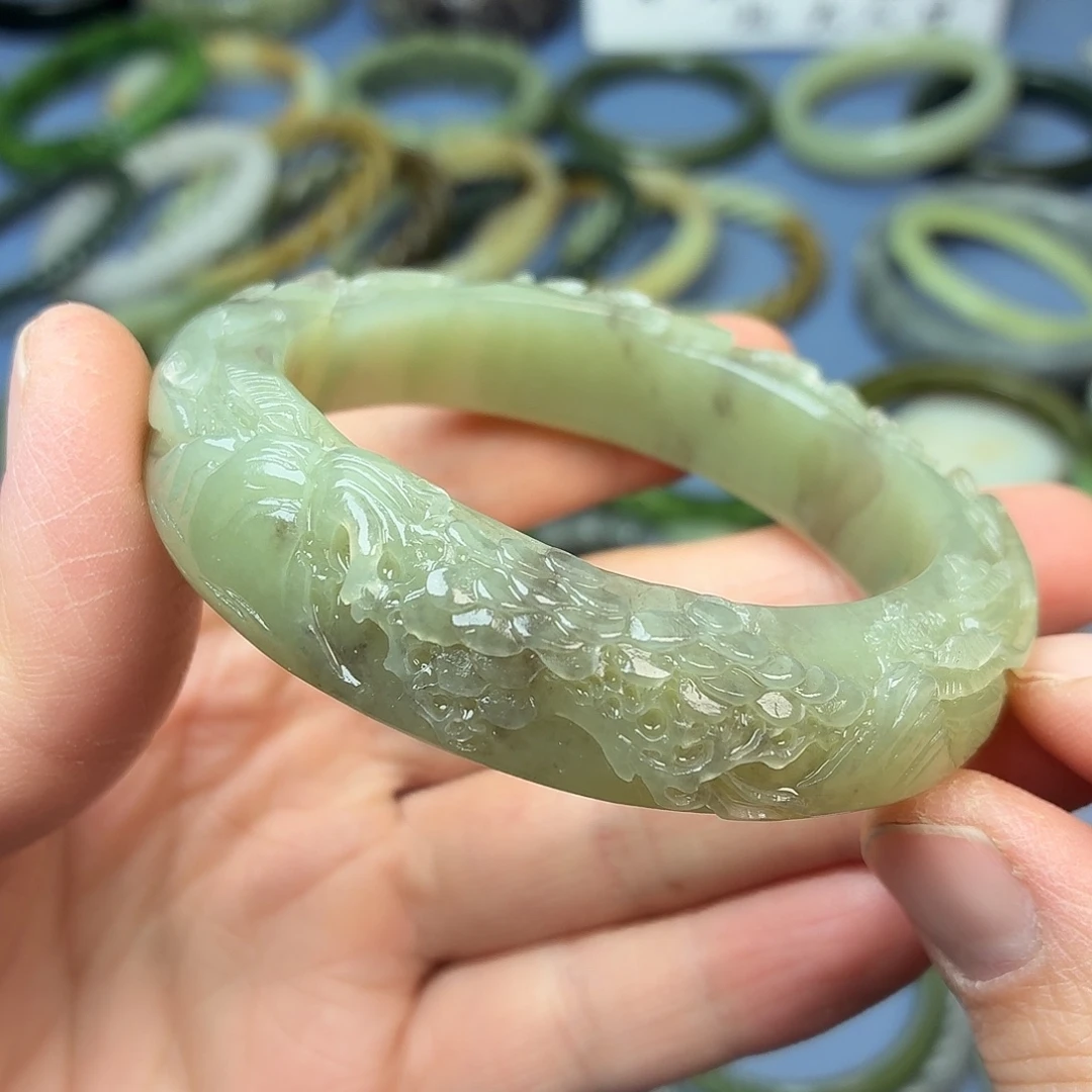 和田玉（青白玉）未镶嵌手镯008，圈口56.6mm山水镯