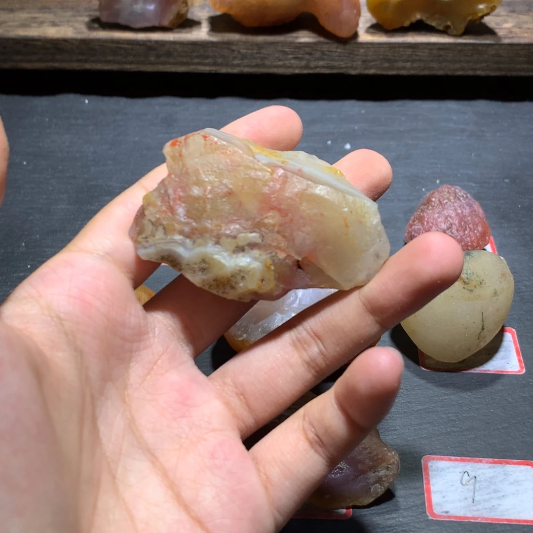 未镶嵌玛瑙/玉髓珠宝奇石