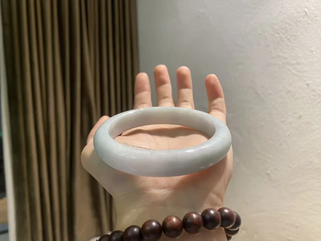 天然缅甸翡翠手镯