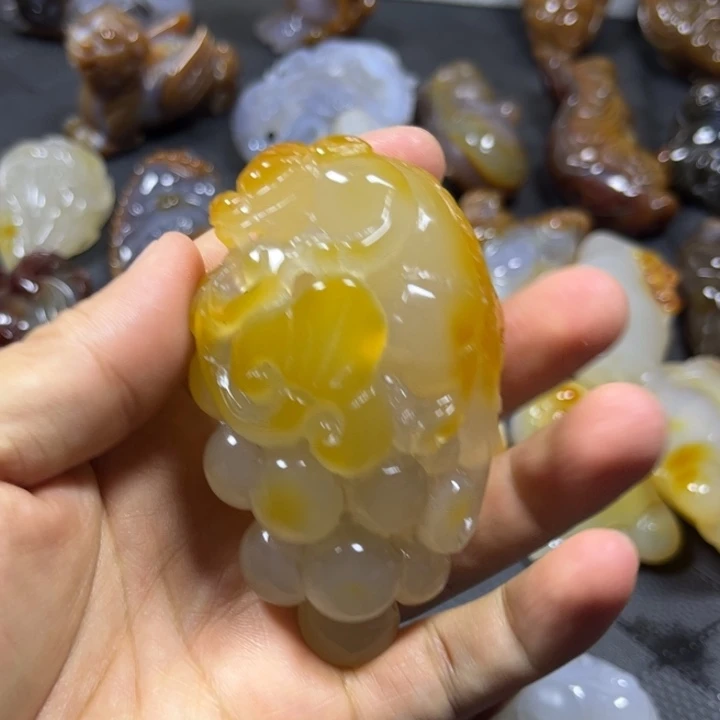 未镶嵌玛瑙/玉髓珠宝奇石