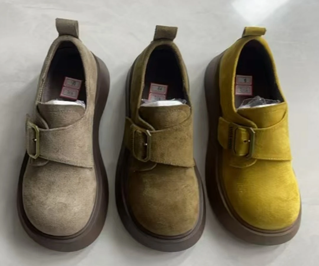 9712 女士时尚百搭休闲单鞋 HM