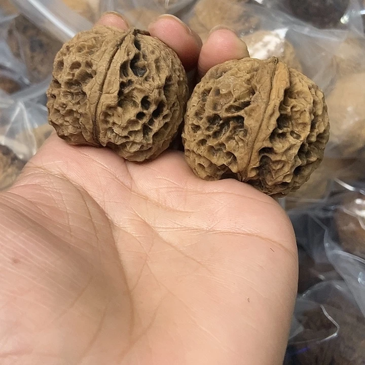 把件文玩核桃云南铁核桃基地21