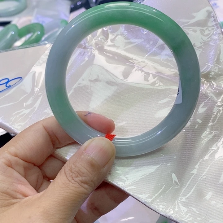明***8专拍链接，拍哪发哪个