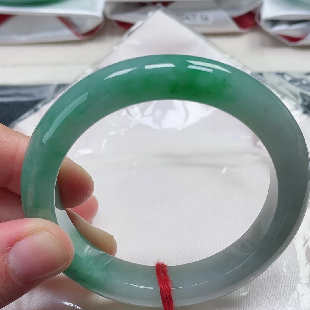 未镶嵌手镯翡翠缅甸翡翠