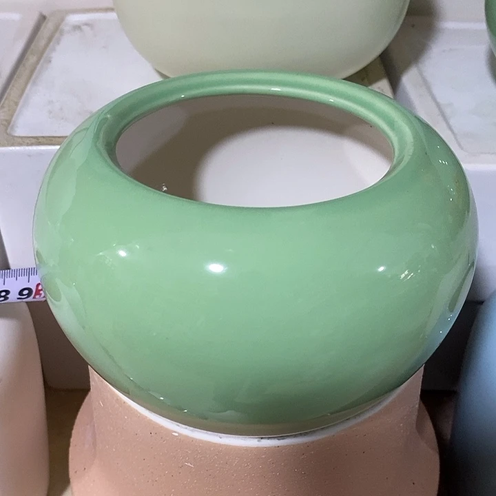 摆件陶盆有孔 瑕疵介意勿拍