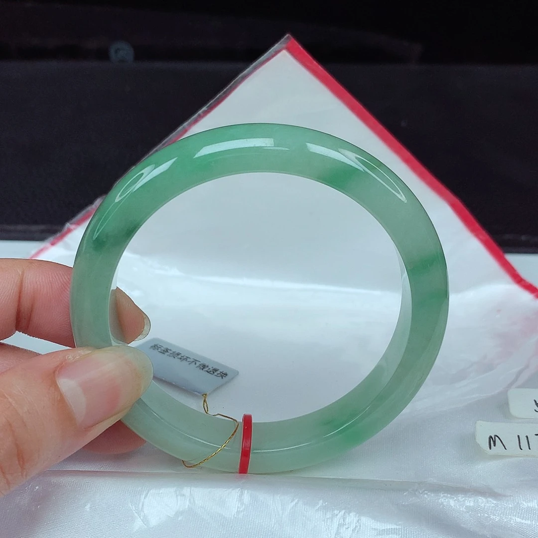 翡翠手镯未镶嵌57.8圈007