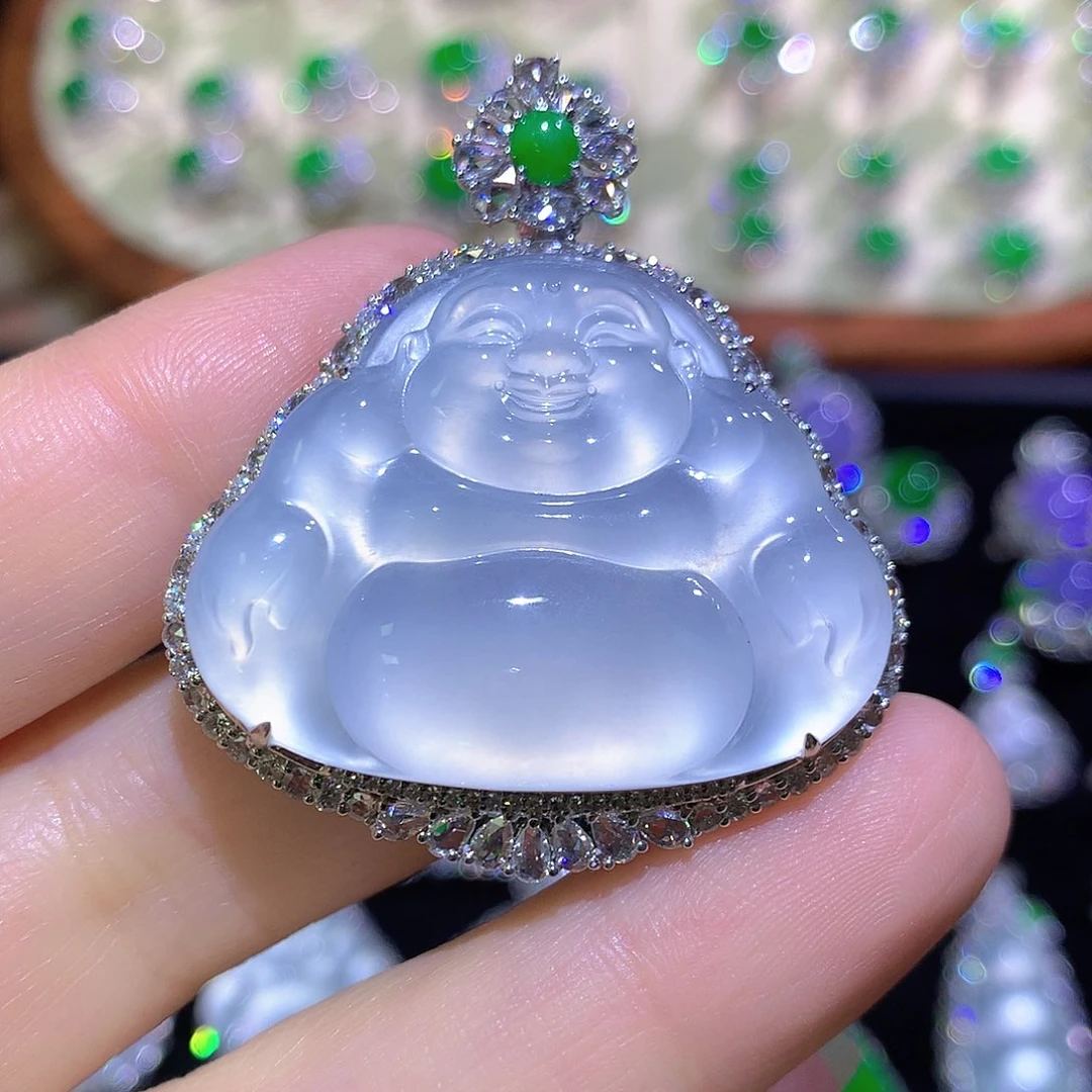 翡翠18K金镶嵌颈饰高冰玻茅台白一刀切