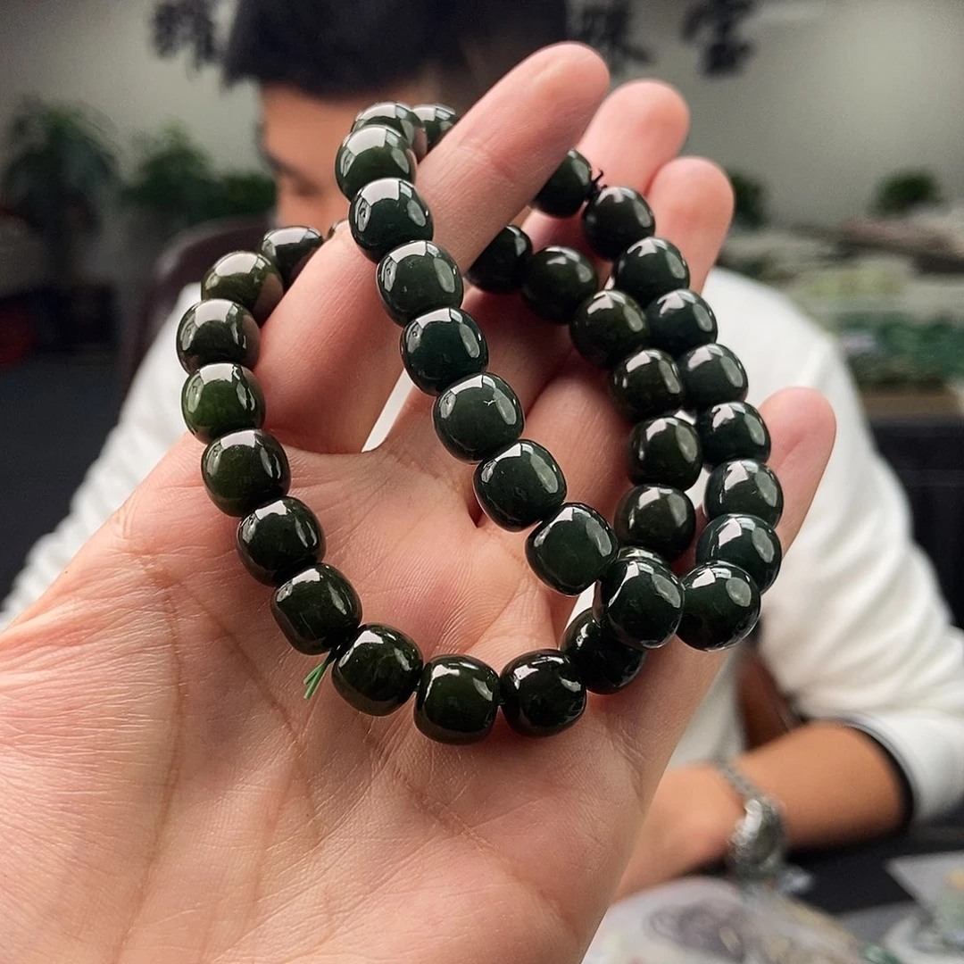 和田玉未镶嵌颈饰手串 颜色多样性发拍一发一