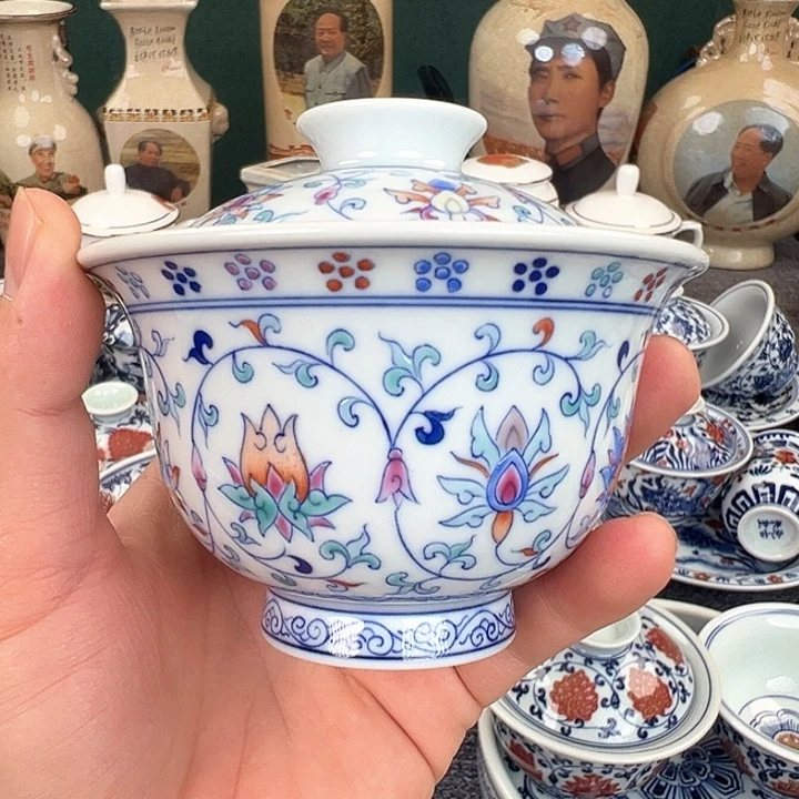 手工手绘斗彩缠枝莲盖碗