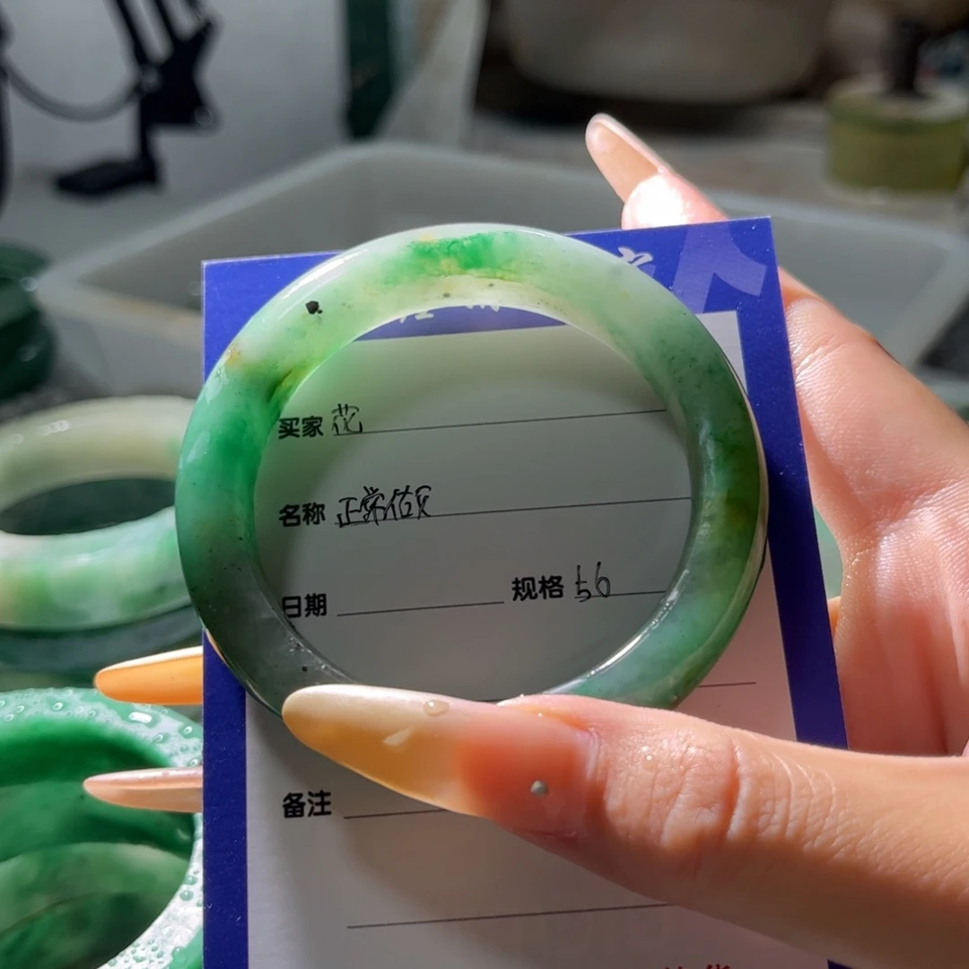 *****石英质玉未镶嵌手镯定制