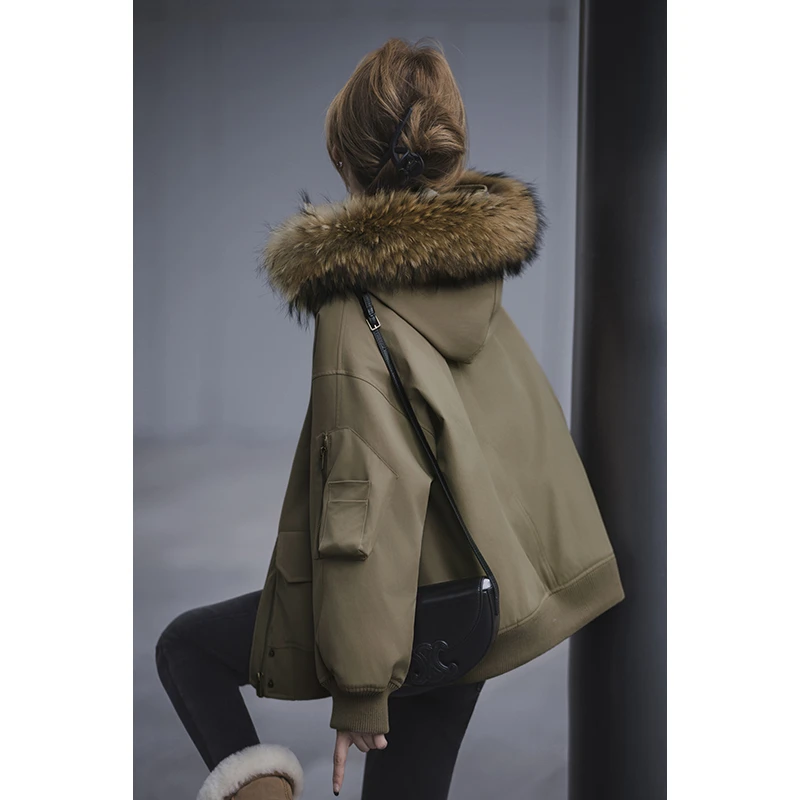 小谷粒95白鹅绒派克服女2025冬季新款工装风可拆卸真貉子毛领外套