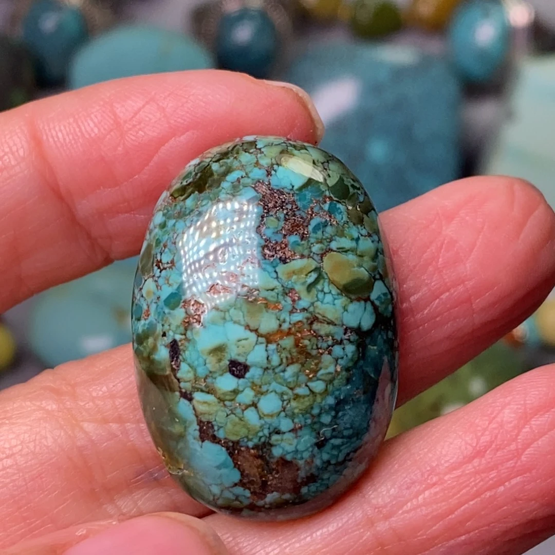 绿松石未镶嵌珠宝奇石