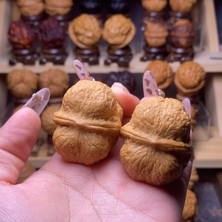 吊坠文玩核桃42方尊Y82