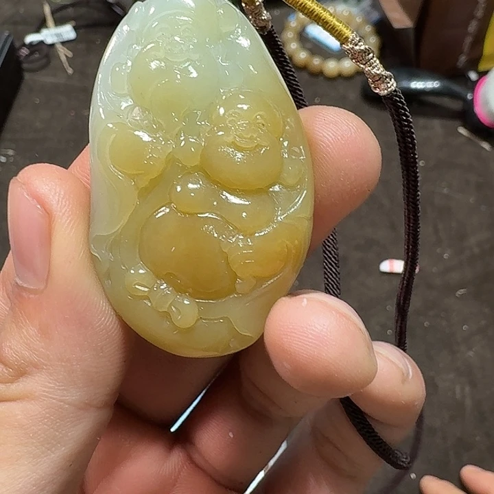 未镶嵌和田玉（糖玉）车挂