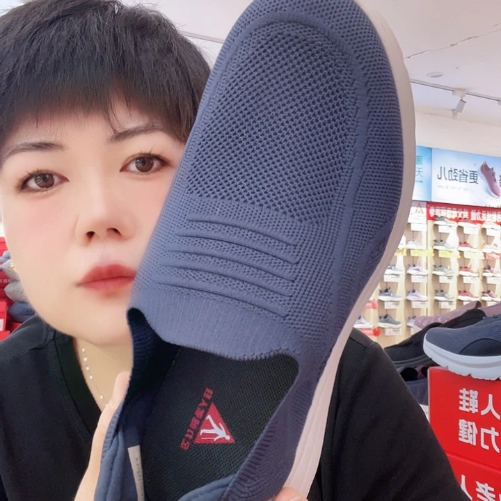 旋***马蓝色的42蓝色的蓝色