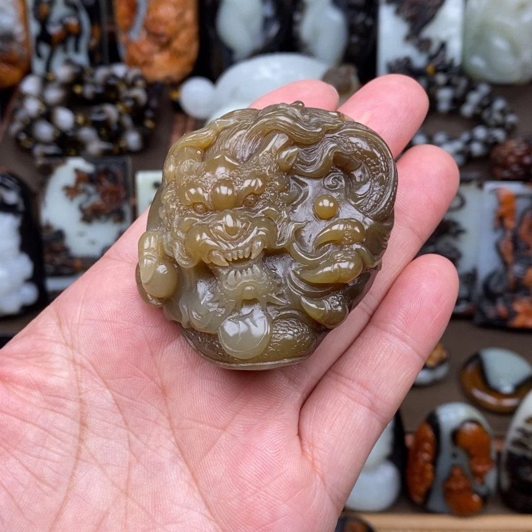 颈饰未镶嵌和田玉