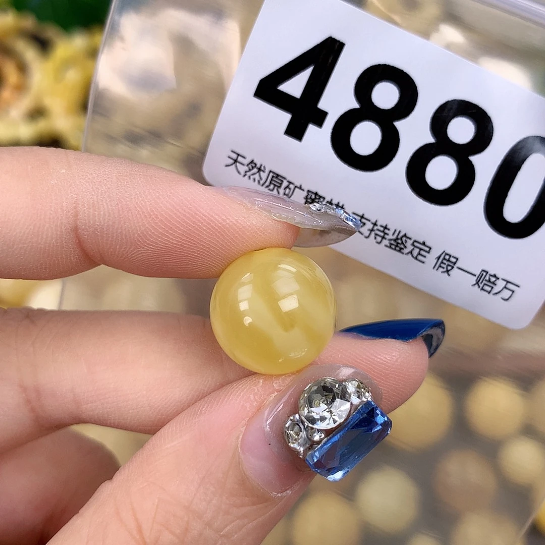 蜜蜡未镶嵌珠宝奇石15